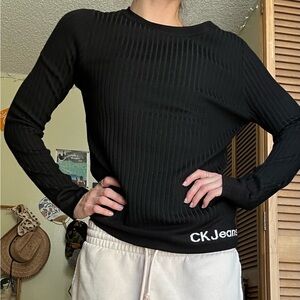 NWT Calvin Klein Ribbed Black Sweater in Size XS
